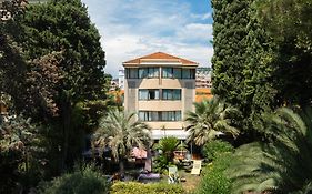 Cezanne Hotel